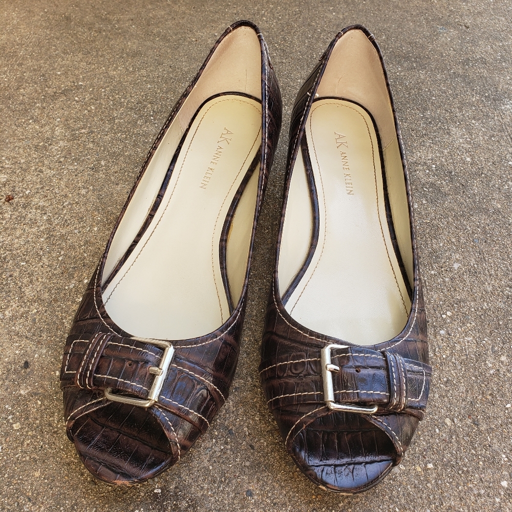 Anne Klein Akilana kitten heels, size 8.5